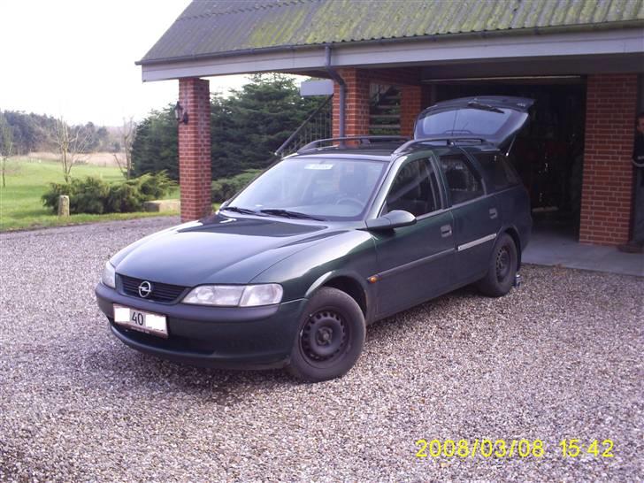Opel Vectra B Stc. Totalskadet billede 6