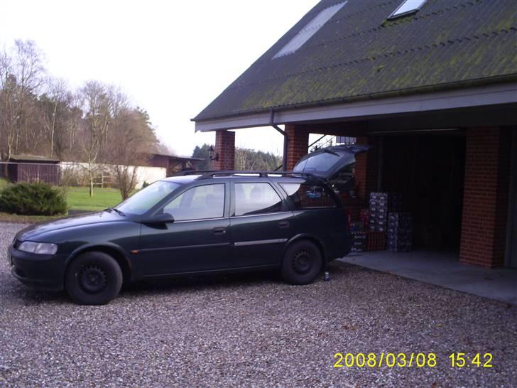 Opel Vectra B Stc. Totalskadet billede 9