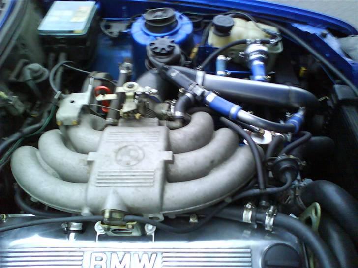 BMW 325ix (4x4) Coupé Turbo   billede 5