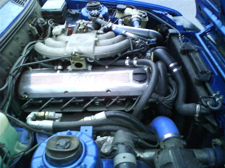 BMW 325ix (4x4) Coupé Turbo   billede 7