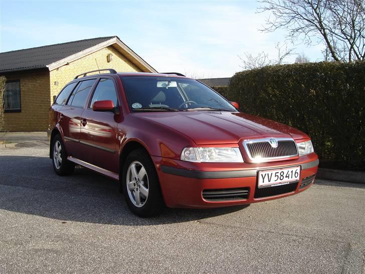 Skoda Octavia Elegance billede 1