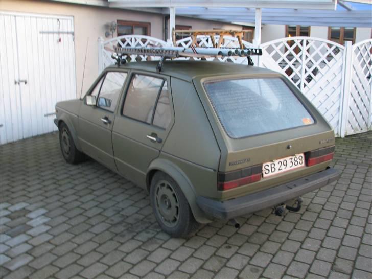 VW Golf 1 Head Turner - Med rør til buret i min GTI. Nice. billede 15