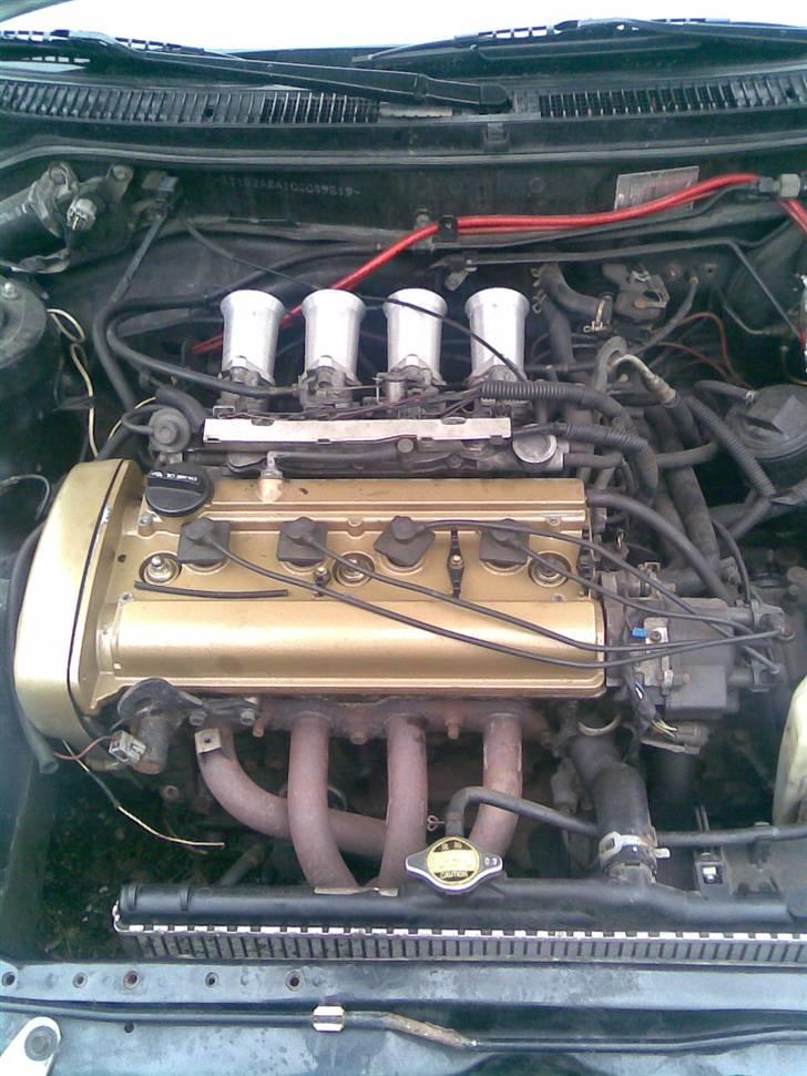 Toyota corolla solgt - Gamle motor, silver top billede 2