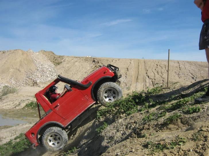 Suzuki Sj 413/samurai - opad går det engang i mellem billede 4