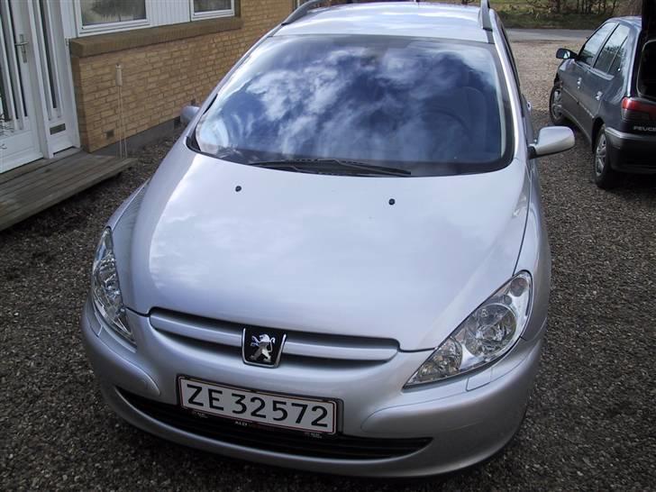 Peugeot 307 HDI st.car 2.0 billede 1