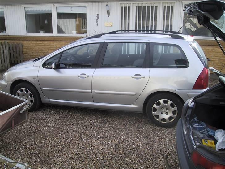 Peugeot 307 HDI st.car 2.0 billede 2