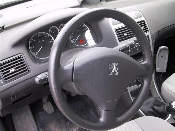 Peugeot 307 HDI st.car 2.0 billede 4