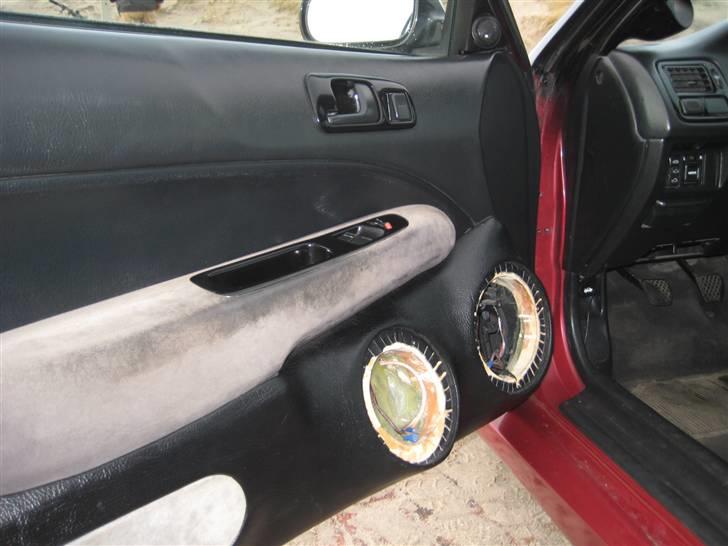 Honda Civic VTI vtec - mangler lige et sæt højtalere billede 2