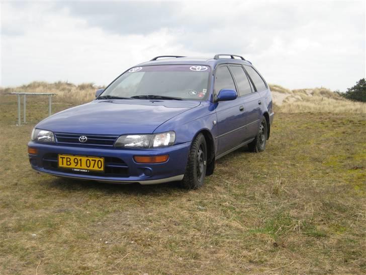 Toyota corolla 1,6  *SOLGT* billede 1