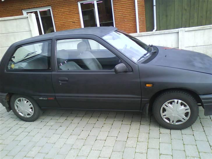 Daihatsu Charade SOLGT billede 3