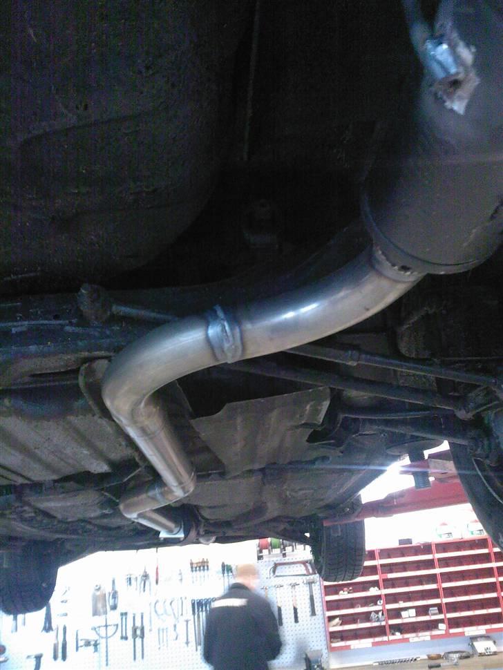 Toyota Corolla E10 20v Turbo DØD - Det nye udstødnings system! billede 10