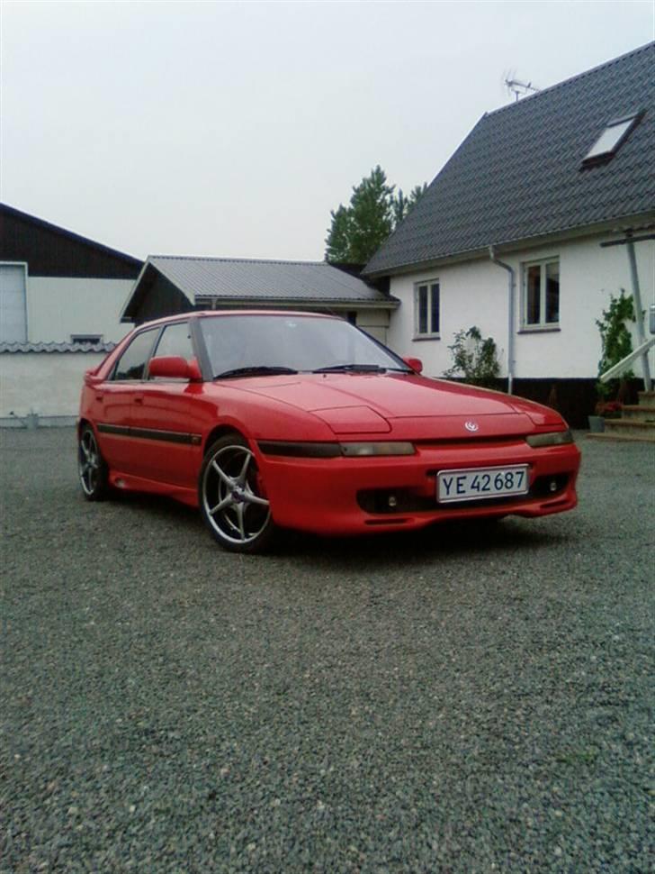 Mazda 323F 1,8 GT billede 3