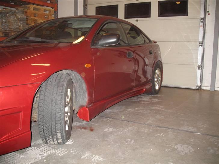 Mazda 323F Solgt billede 9