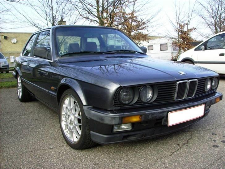 BMW 323i E30 *Solgt* billede 2