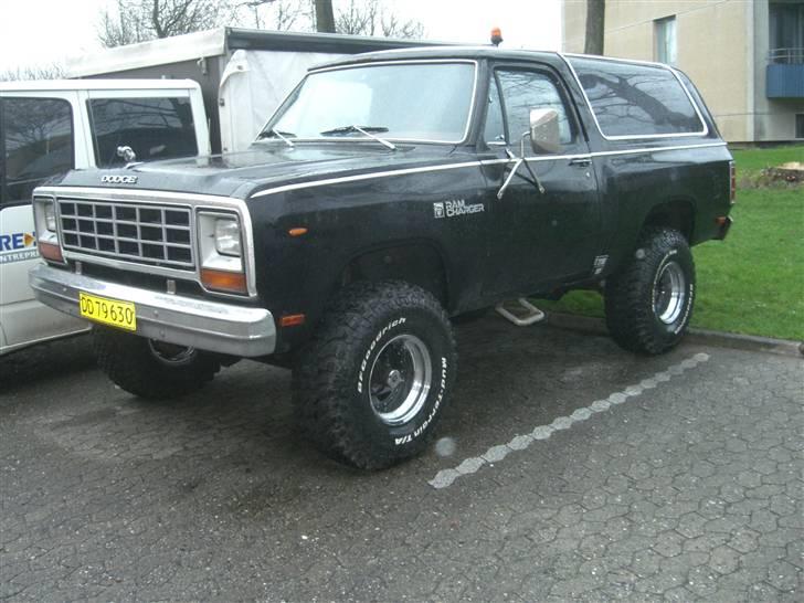 Dodge dodge ram charger (solgt) billede 7