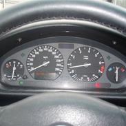 BMW 325i Sedan (Solgt)
