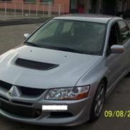 Mitsubishi evo 8 