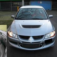 Mitsubishi evo 8 