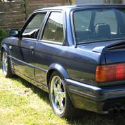 BMW e30 2.5 24v m50 solgt