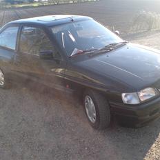 Ford escort 1,8 16v solgt 