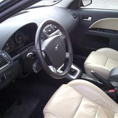 Ford Mondeo 2,5 V6 (SOLGT)