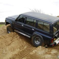 Nissan Patrol GR PUSSY WAGON