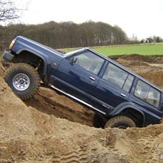 Nissan Patrol GR PUSSY WAGON