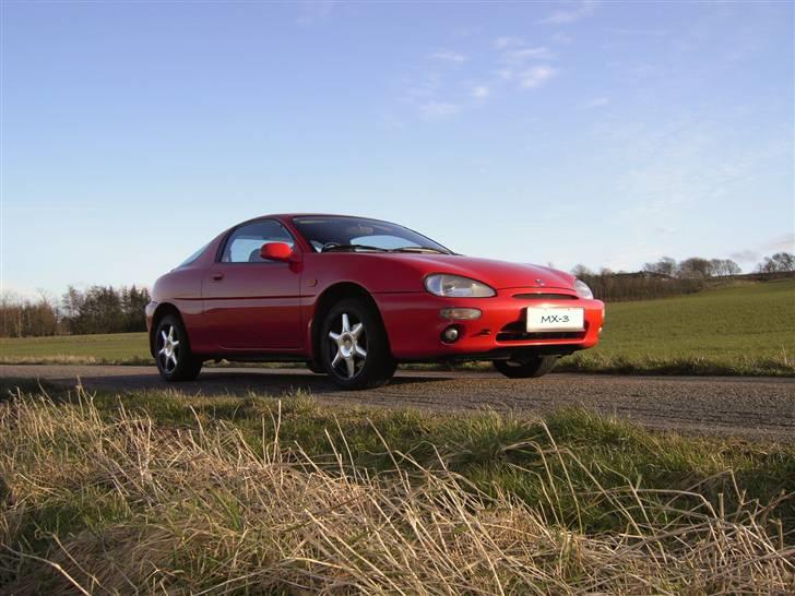 Mazda MX-3  billede 1