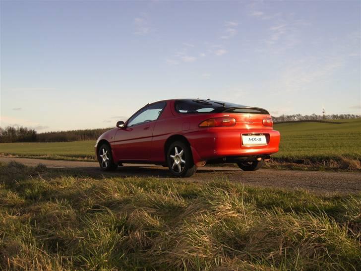 Mazda MX-3  billede 2