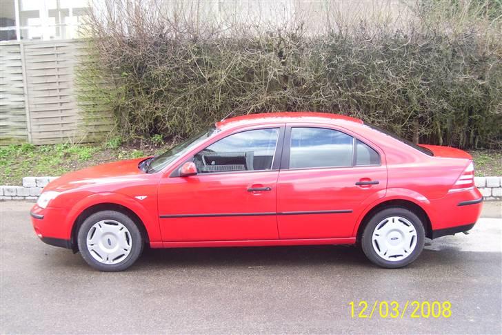 Ford Mondeo SOLGT - Ford Mondeo 2,0 - 16v billede 4