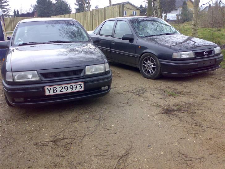 Opel vectra 2.5 v6 byttet væk - 16v til venstre  24v til højre 16 er solgt billede 10