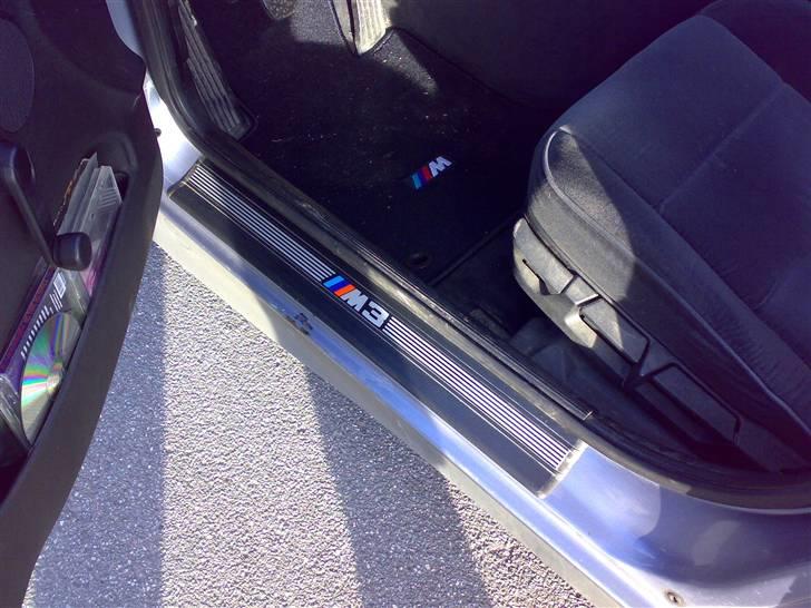 BMW E36 - m3 dørlister fed detalje billede 2