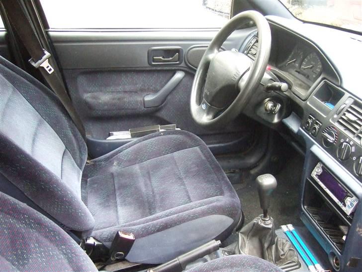 Ford Escort (skrottet) billede 5