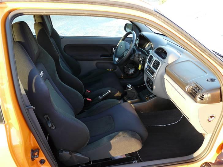 Renault Clio II Sport - Næsten helt standard :-/ billede 9