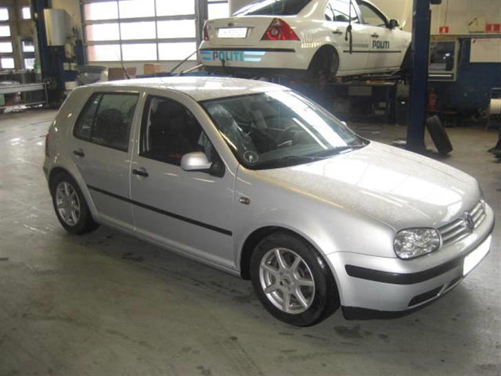 VW golf 4 SOLGT billede 2