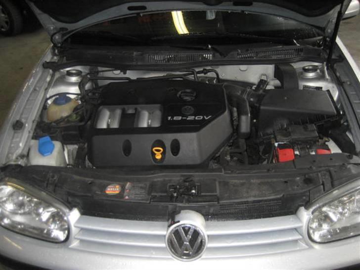VW golf 4 SOLGT billede 3