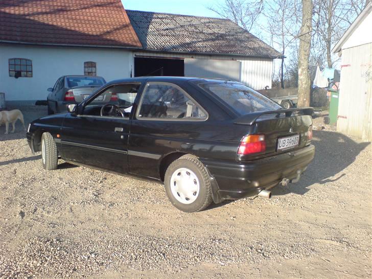 Ford escort 1,8 16v solgt  billede 3