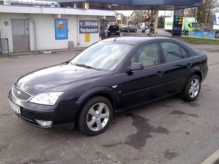 Ford Mondeo 2,5 V6 (SOLGT) billede 5