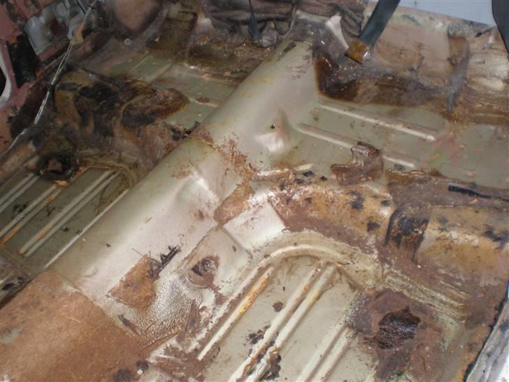 Ford Mustang HT --SOLGT-- - Så skal stuen skiftes, find vognbund hvis mann tænker på den er 40 år gammel billede 10