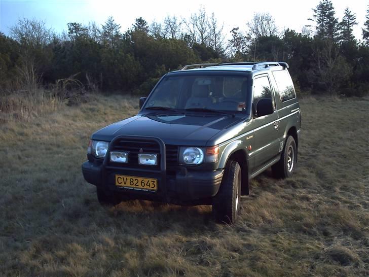 Mitsubishi pajero solgt billede 2