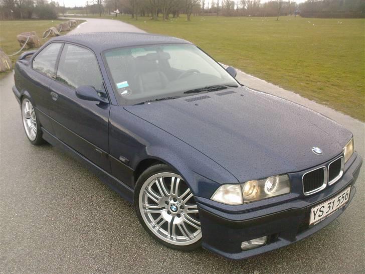 BMW 323I Coupe SOLGT billede 1