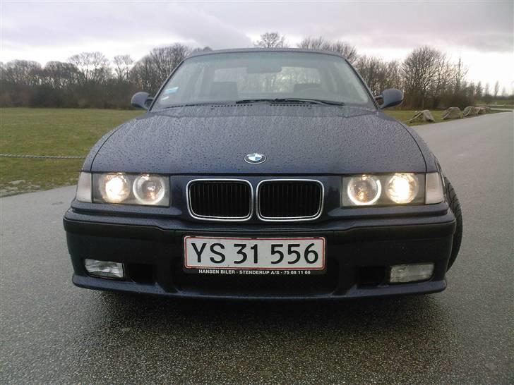 BMW 323I Coupe SOLGT billede 6