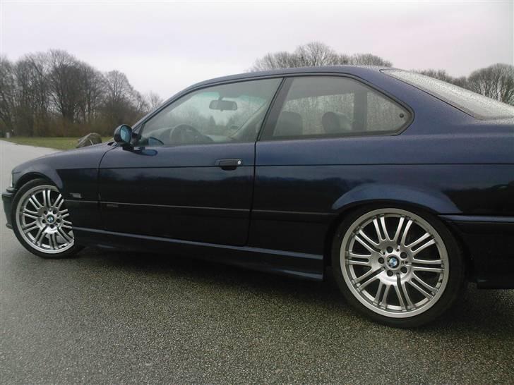 BMW 323I Coupe SOLGT billede 7
