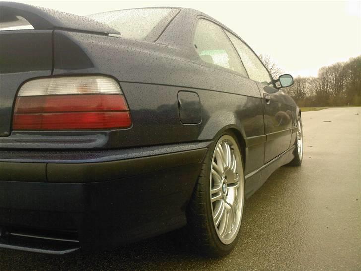 BMW 323I Coupe SOLGT billede 13