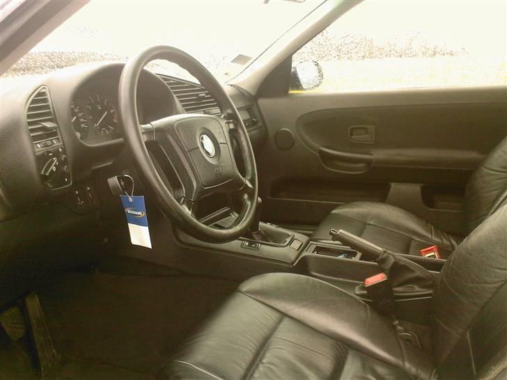 BMW 323I Coupe SOLGT billede 14