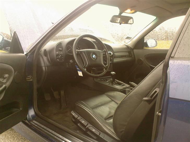 BMW 323I Coupe SOLGT billede 15