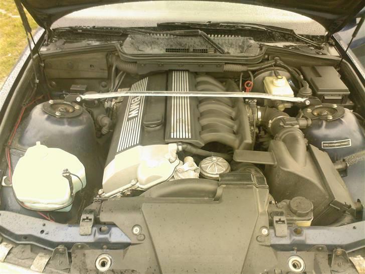 BMW 323I Coupe SOLGT billede 16