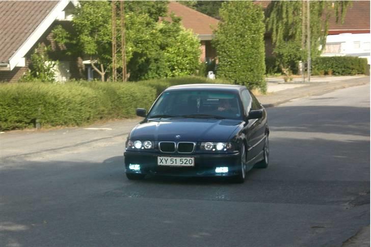 BMW 320i/328i Coupé *BYTTET* - DATOEN PASSER IKKE... BILLEDERNE ER TAGET D. 14 MARTS 2008.... billede 3