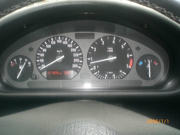 BMW 320i/328i Coupé *BYTTET* - DATOEN PASSER IKKE... BILLEDERNE ER TAGET D. 14 MARTS 2008.... billede 9