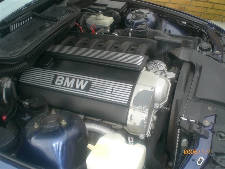 BMW 320i/328i Coupé *BYTTET* - DATOEN PASSER IKKE... BILLEDERNE ER TAGET D. 14 MARTS 2008.... billede 12